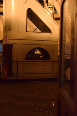 Blick vom Wetterbalkon zum Teleskop